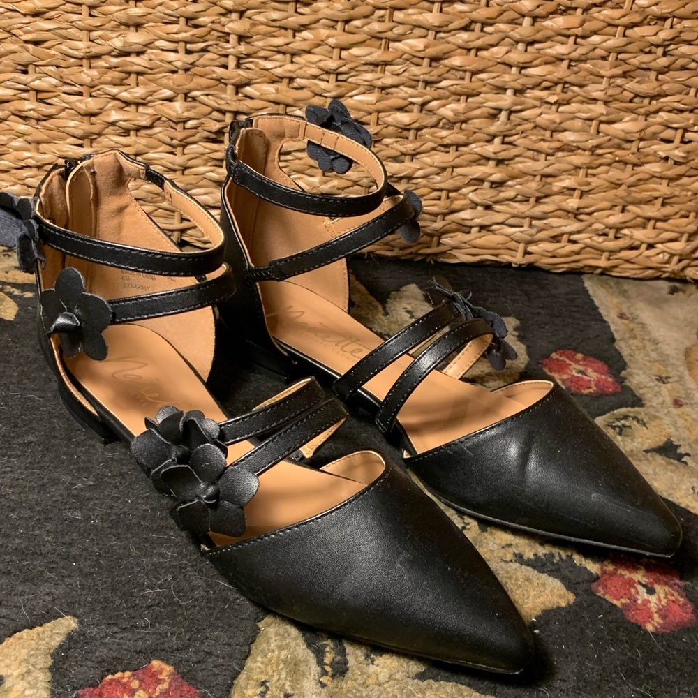 🖤NANETTE LEPORE ADELIA FLATS🖤